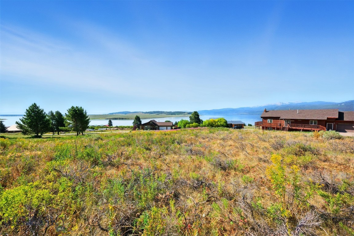 Yellowstone Holiday - Land