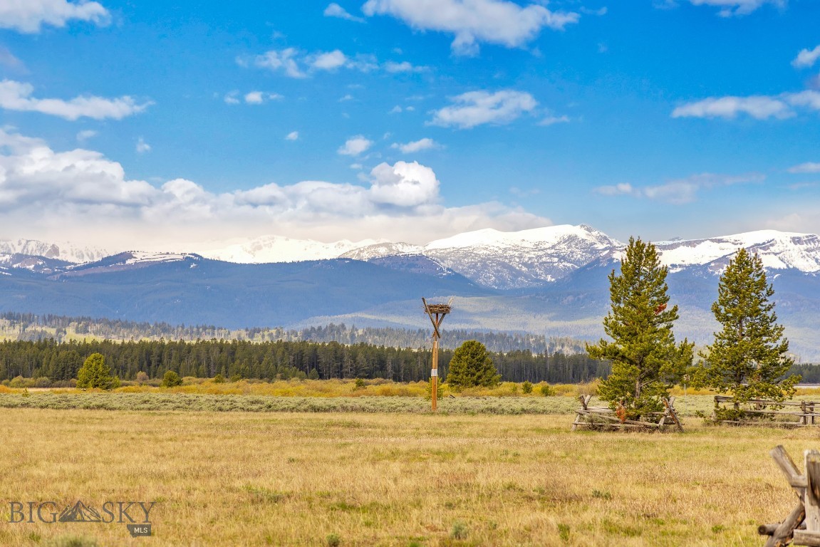 Grayling Arm Meadows - Land