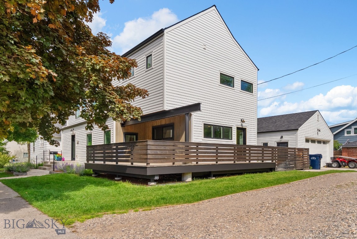 817 W Story Street