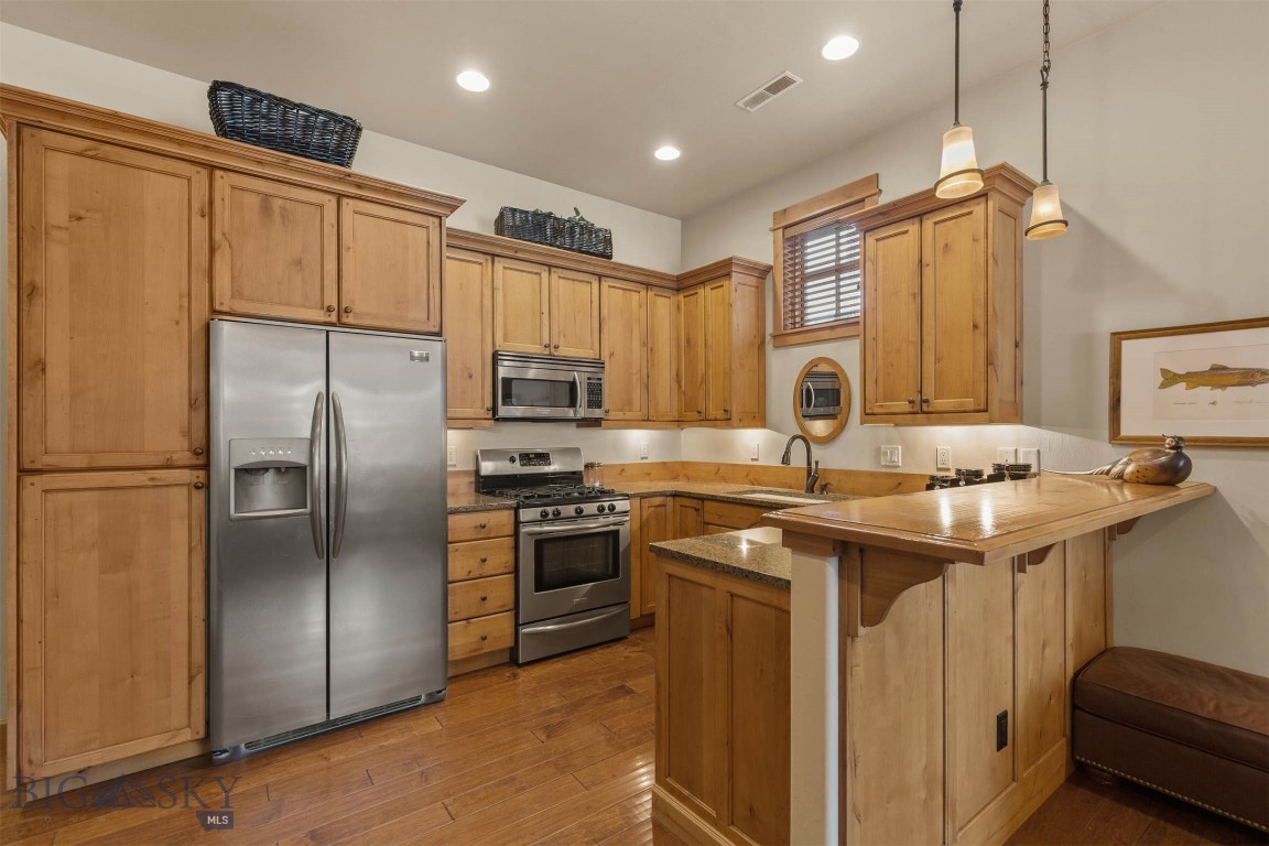 Bozeman, Montana 59715, United States, 2 Bedrooms Bedrooms, ,2 BathroomsBathrooms,Residential,Active,91037