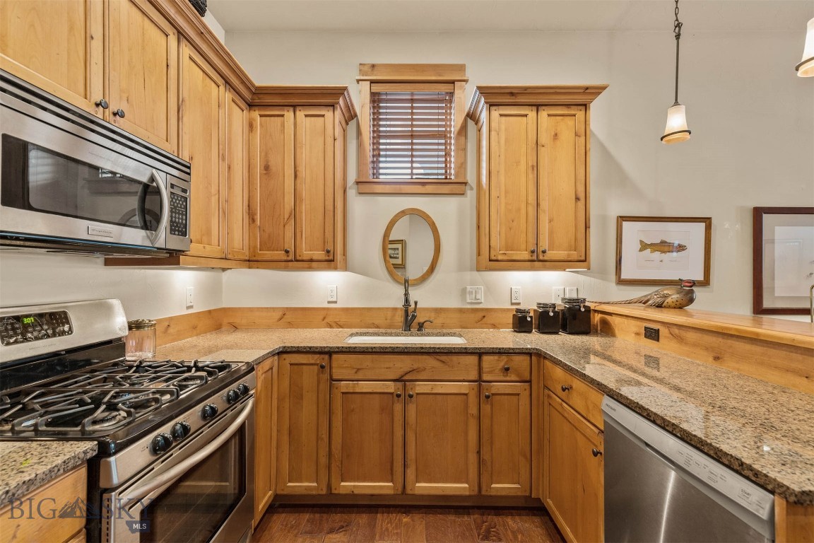 Bozeman, Montana 59715, United States, 2 Bedrooms Bedrooms, ,2 BathroomsBathrooms,Residential,Active,91037