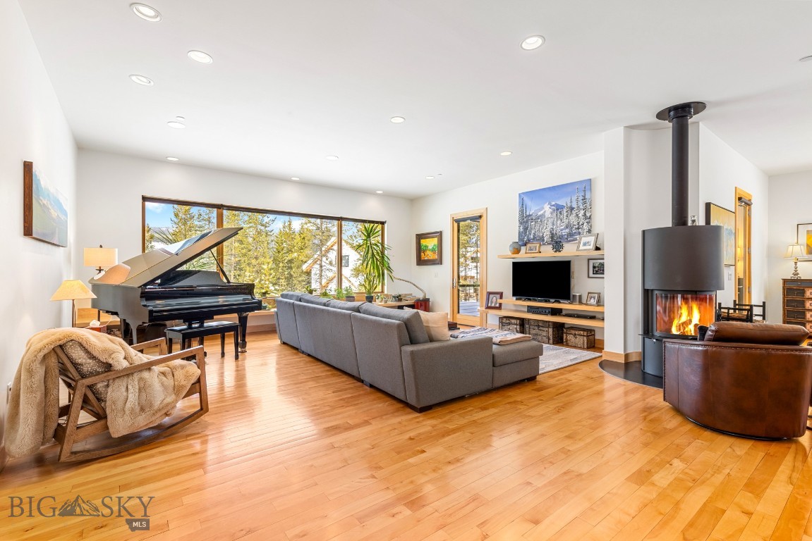 Aspen Groves - Residential