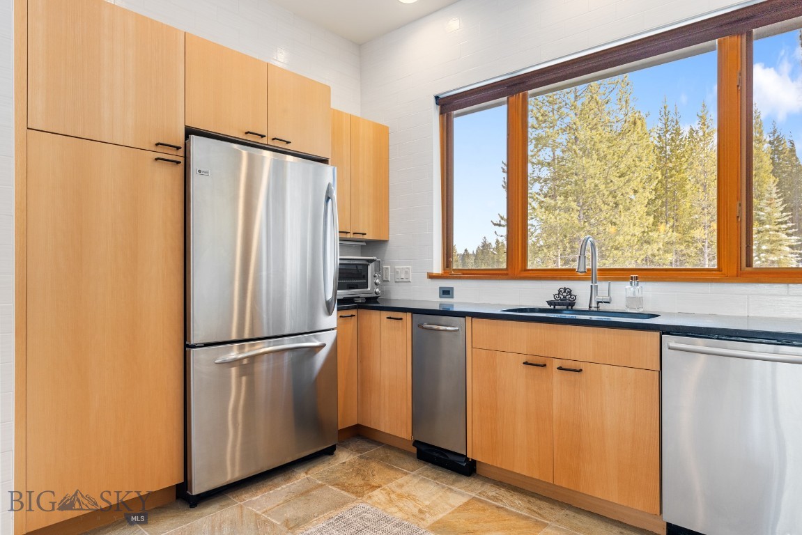 Aspen Groves - Residential
