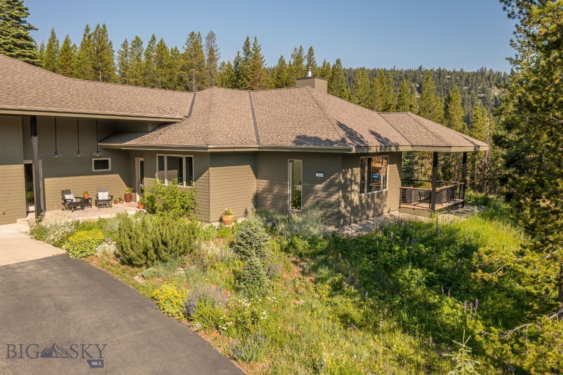 Aspen Groves - Residential