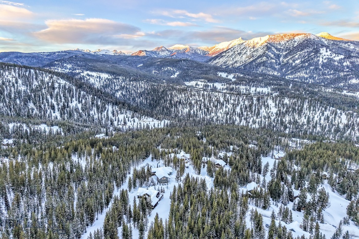 Aspen Groves - Residential