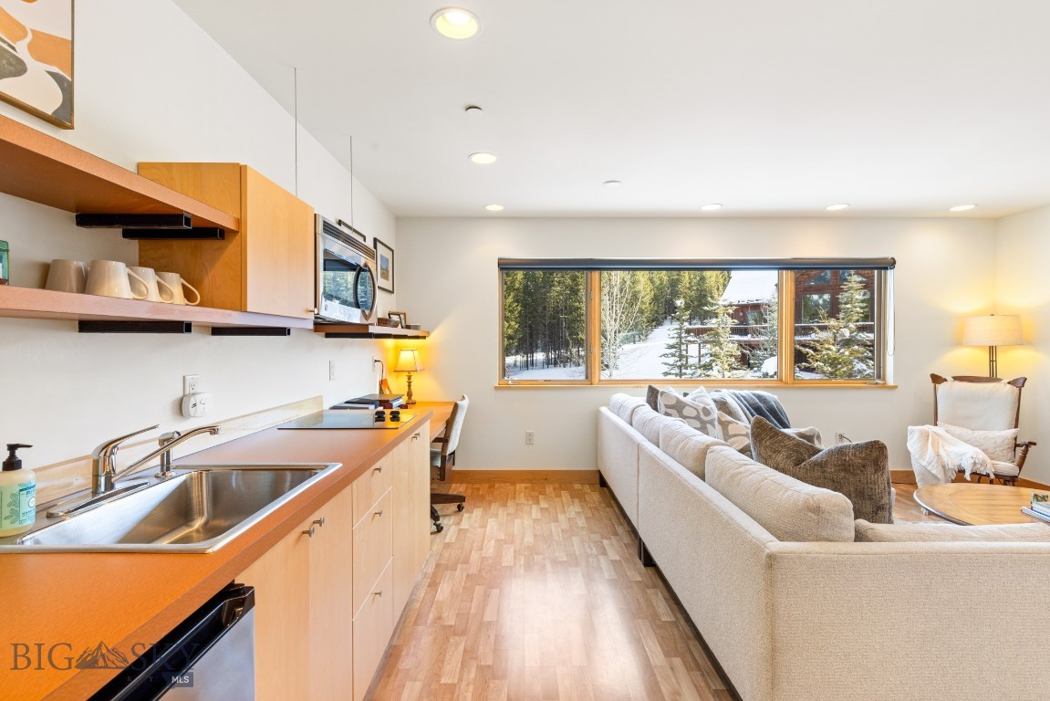 Aspen Groves - Residential