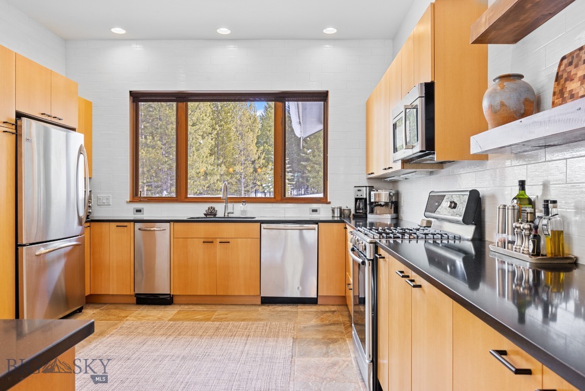 Aspen Groves - Residential