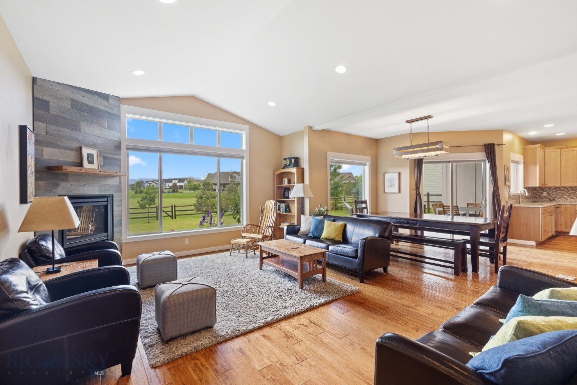 Bozeman, Montana 59718, United States, 4 Bedrooms Bedrooms, ,4 BathroomsBathrooms,Residential,Contingent,85581