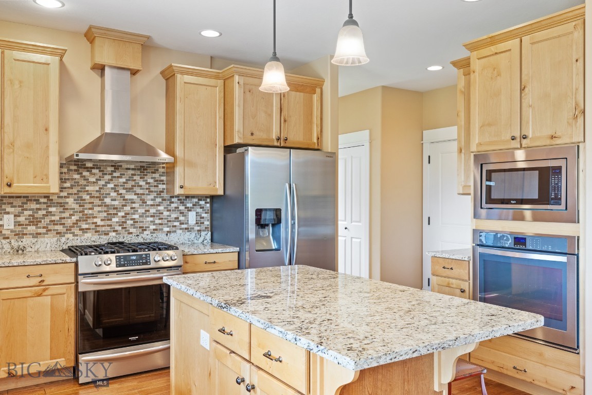 Bozeman, Montana 59718, United States, 4 Bedrooms Bedrooms, ,4 BathroomsBathrooms,Residential,Contingent,85581