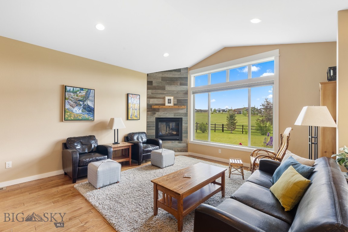 Bozeman, Montana 59718, United States, 4 Bedrooms Bedrooms, ,4 BathroomsBathrooms,Residential,Contingent,85581