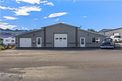 Photo of 1801 Sun Avenue, Livingston, MT 59047 (MLS # 406291)