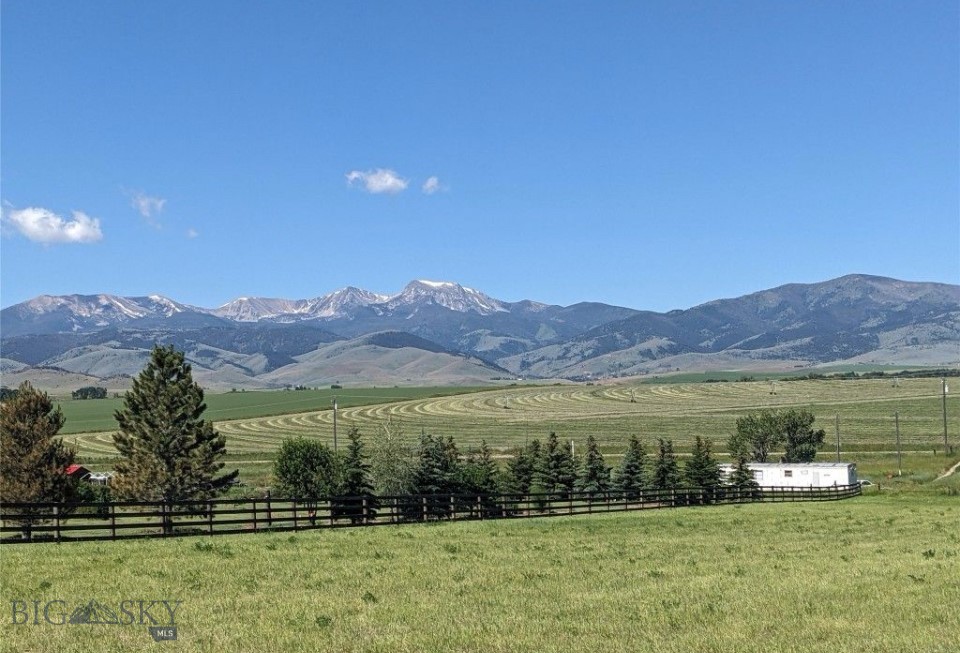 Hollowtop Vista - Land