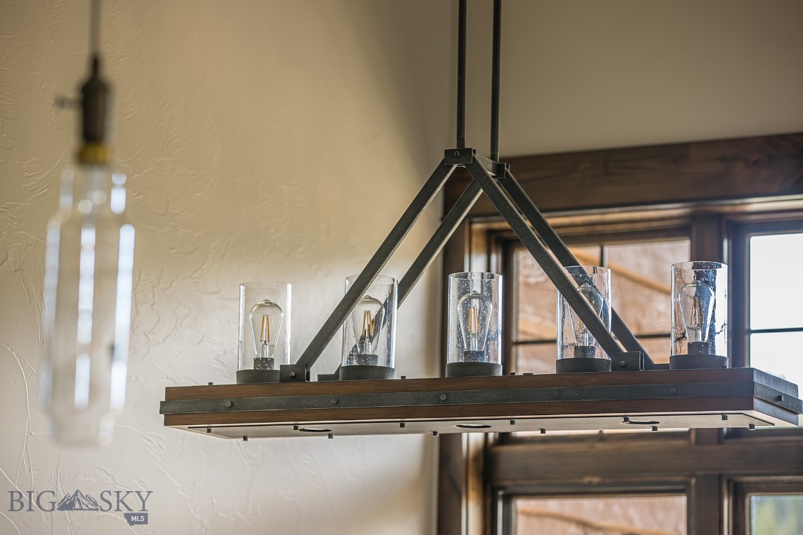 Alpenglow Condo - Residential