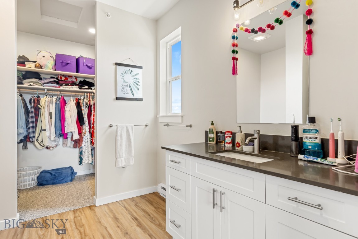 Livingston, Montana 59047, United States, 2 Bedrooms Bedrooms, ,2 BathroomsBathrooms,Residential,Active,118209