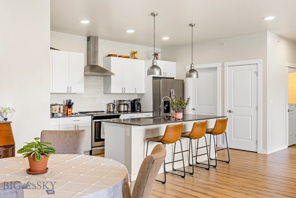 Livingston, Montana 59047, United States, 2 Bedrooms Bedrooms, ,2 BathroomsBathrooms,Residential,Active,118209