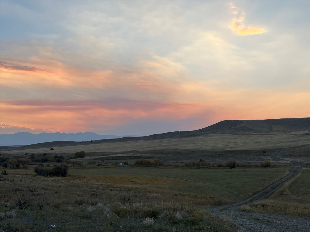 000 Elk Creek Road W