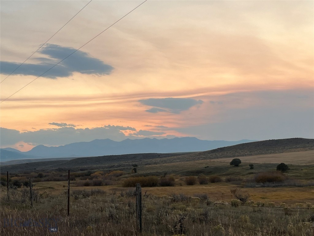000 Elk Creek Road W