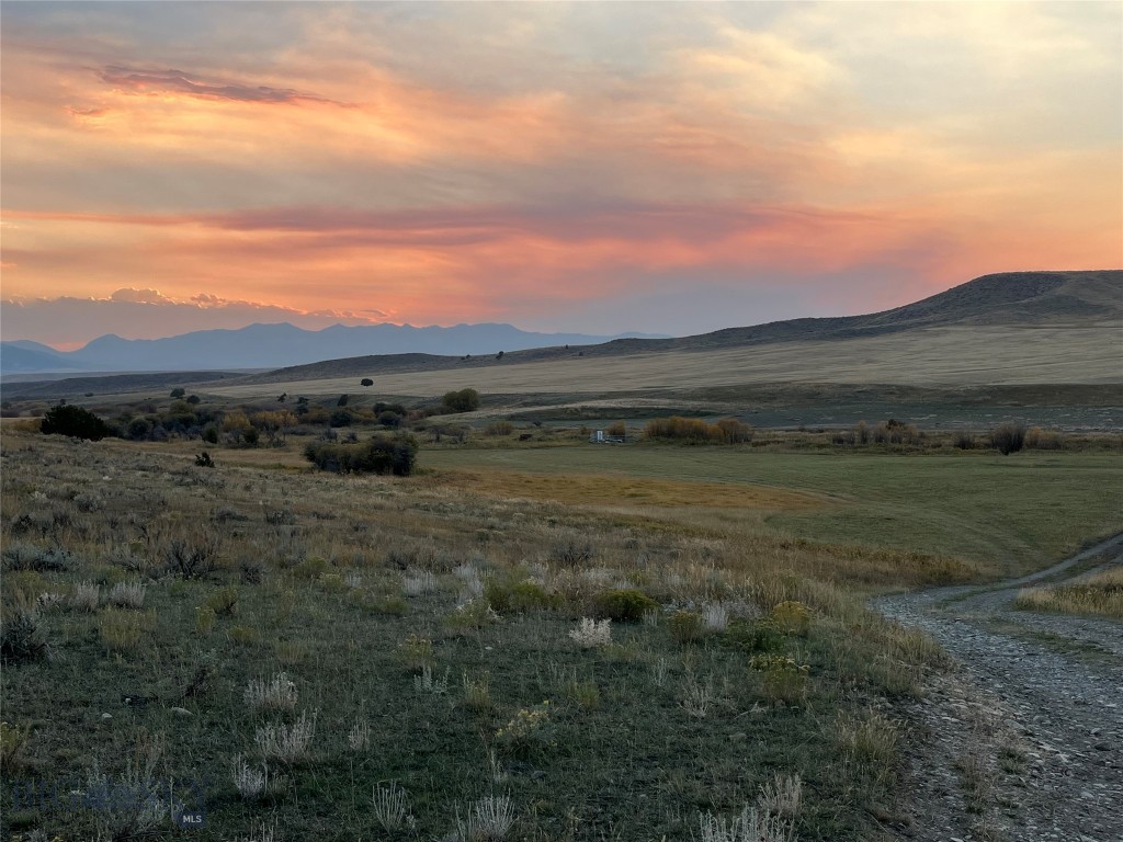 000 Elk Creek Road W