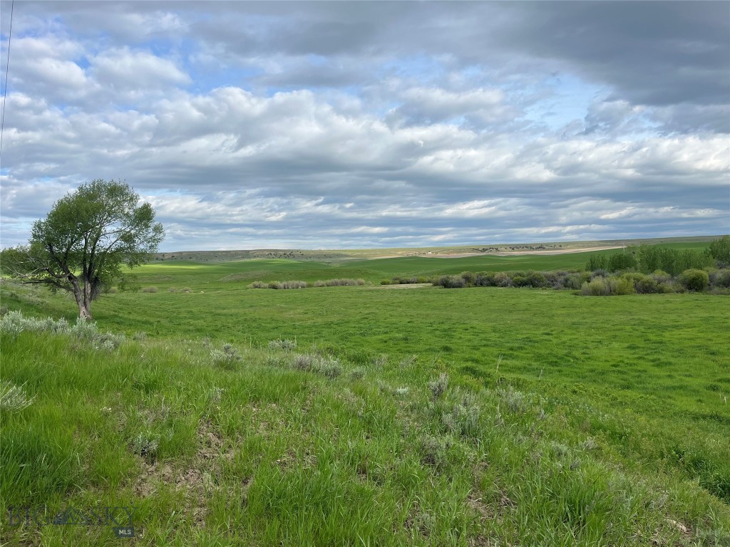 000 Elk Creek Road W