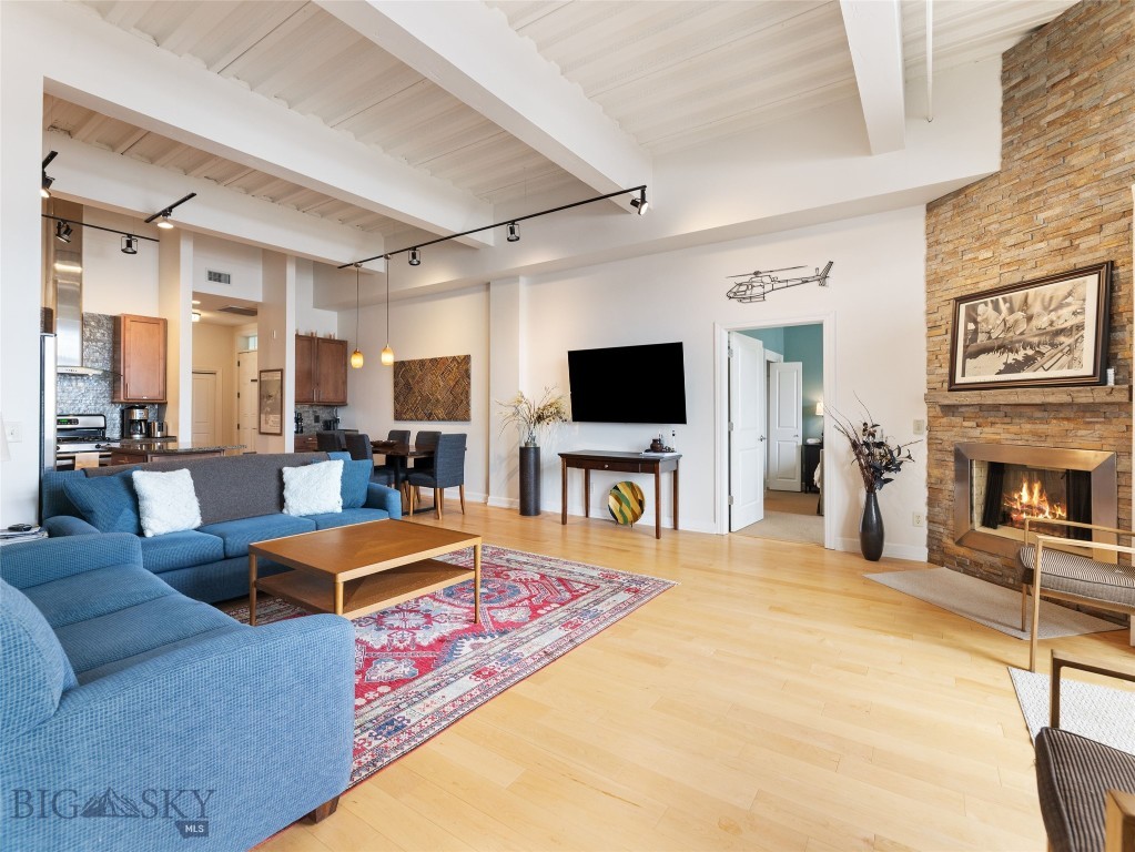 140 Village Crossing Way 1F