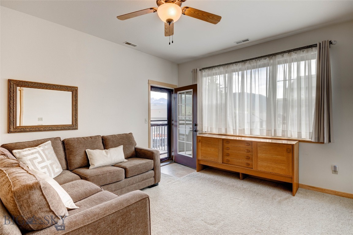 2221 Willow 201-B