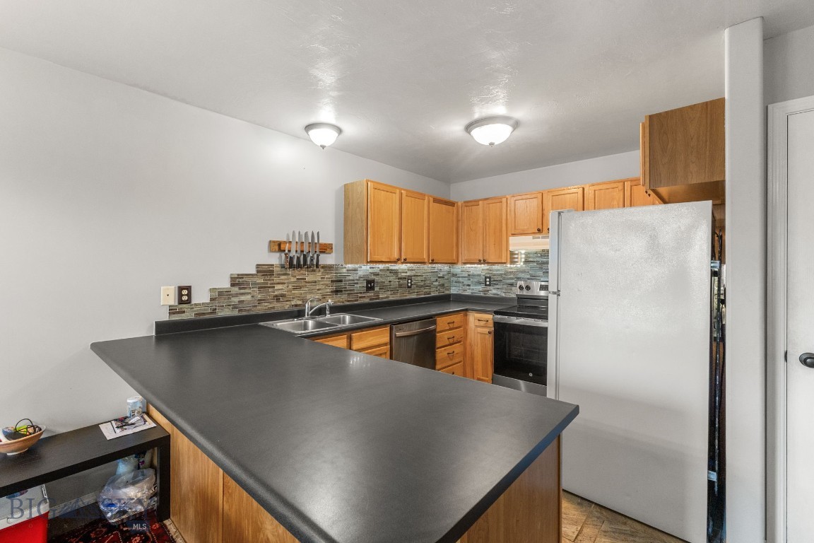 Madison Court Condos - Residential