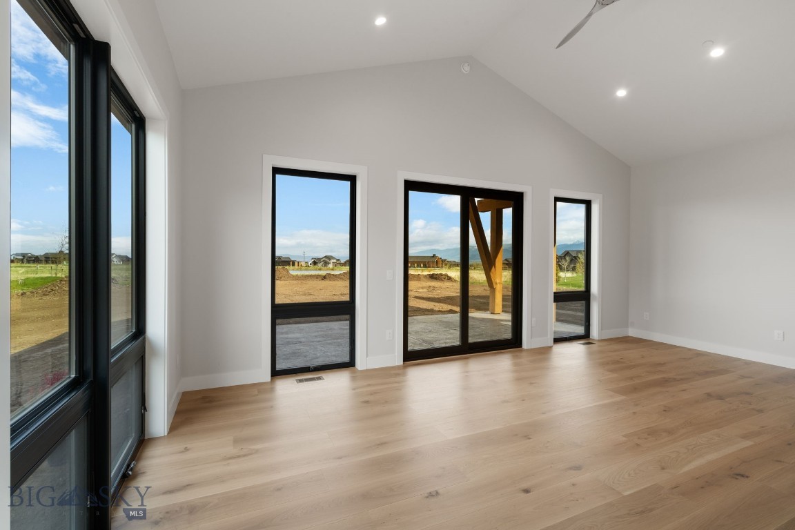 Home 40 - Residential