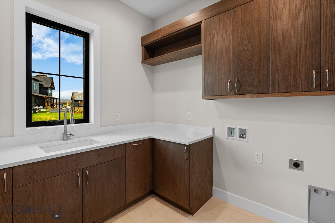 Home 40 - Residential