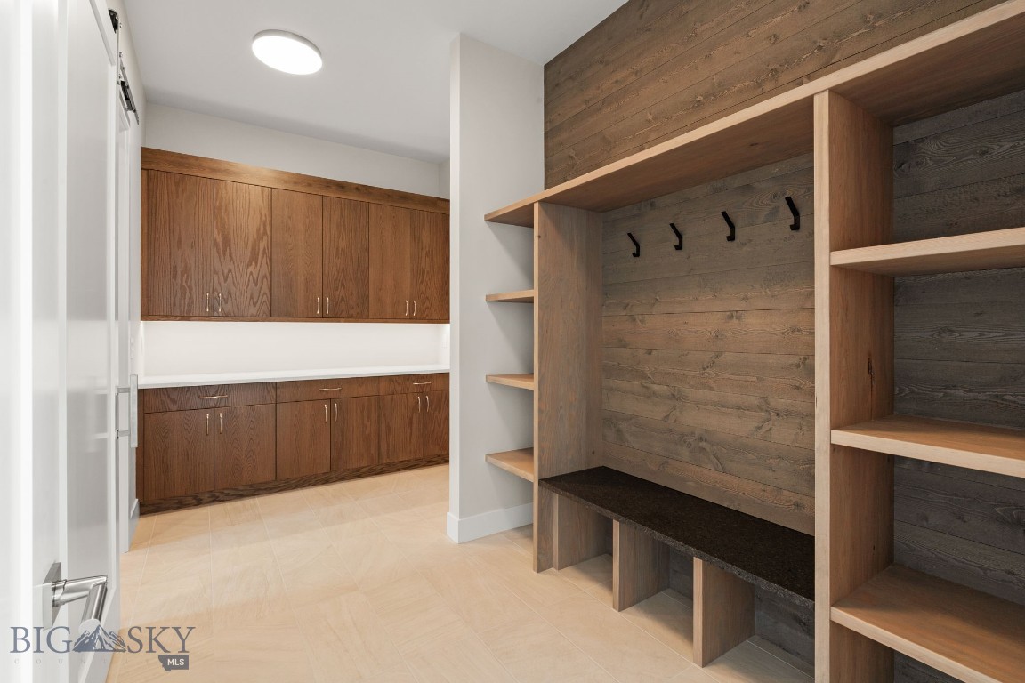 Home 40 - Residential