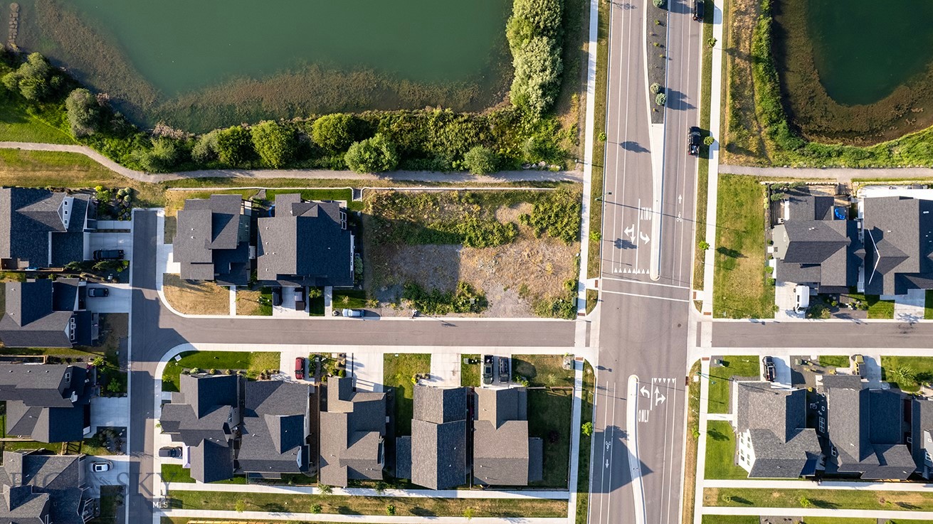 The Lakes at Valley West - Land