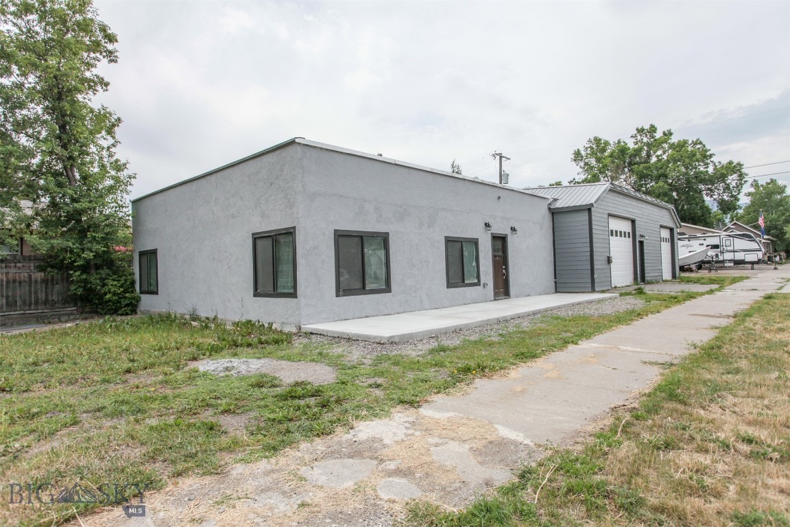 607 W Chinook Street