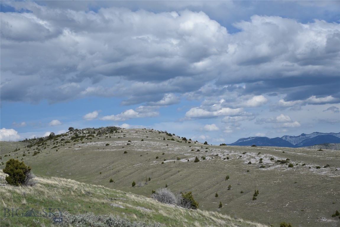 TBD NE Horseshoe Gulch Road Road N