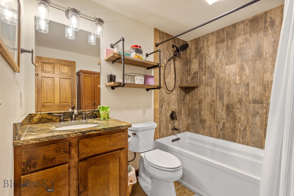 Shining Mountain Unit II - Residential