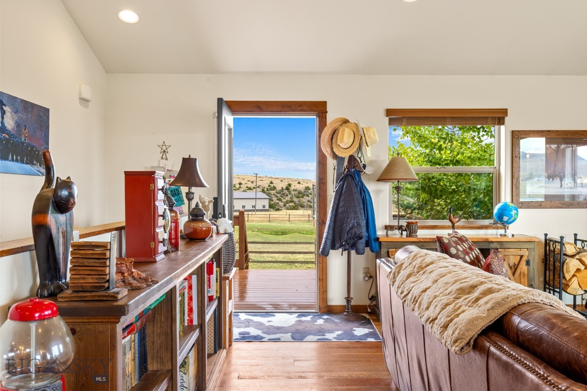 Shining Mountain Unit II - Residential