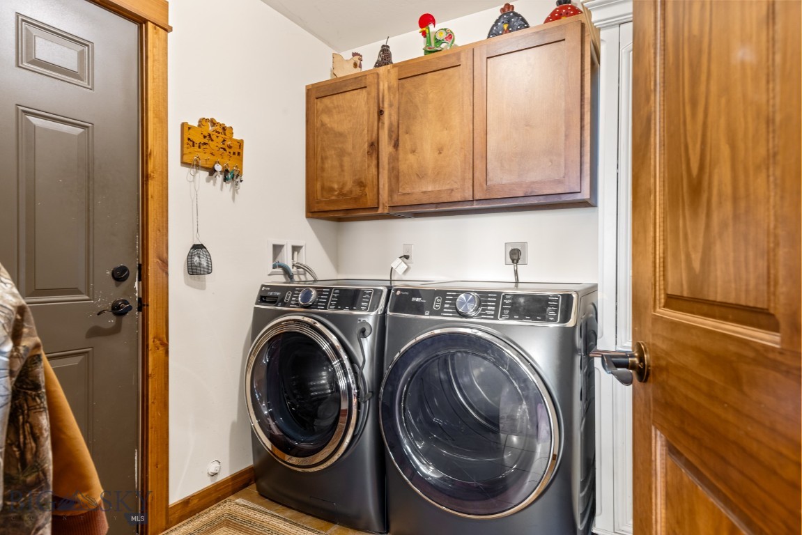 Shining Mountain Unit II - Residential