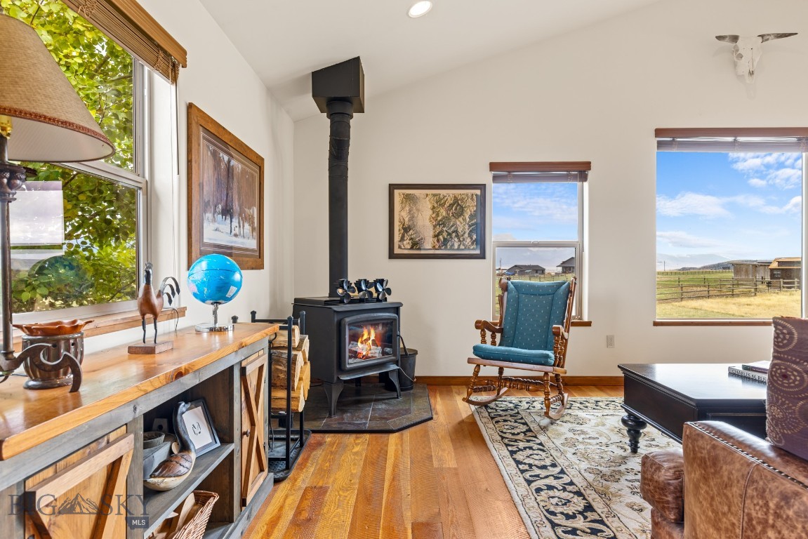 Shining Mountain Unit II - Residential
