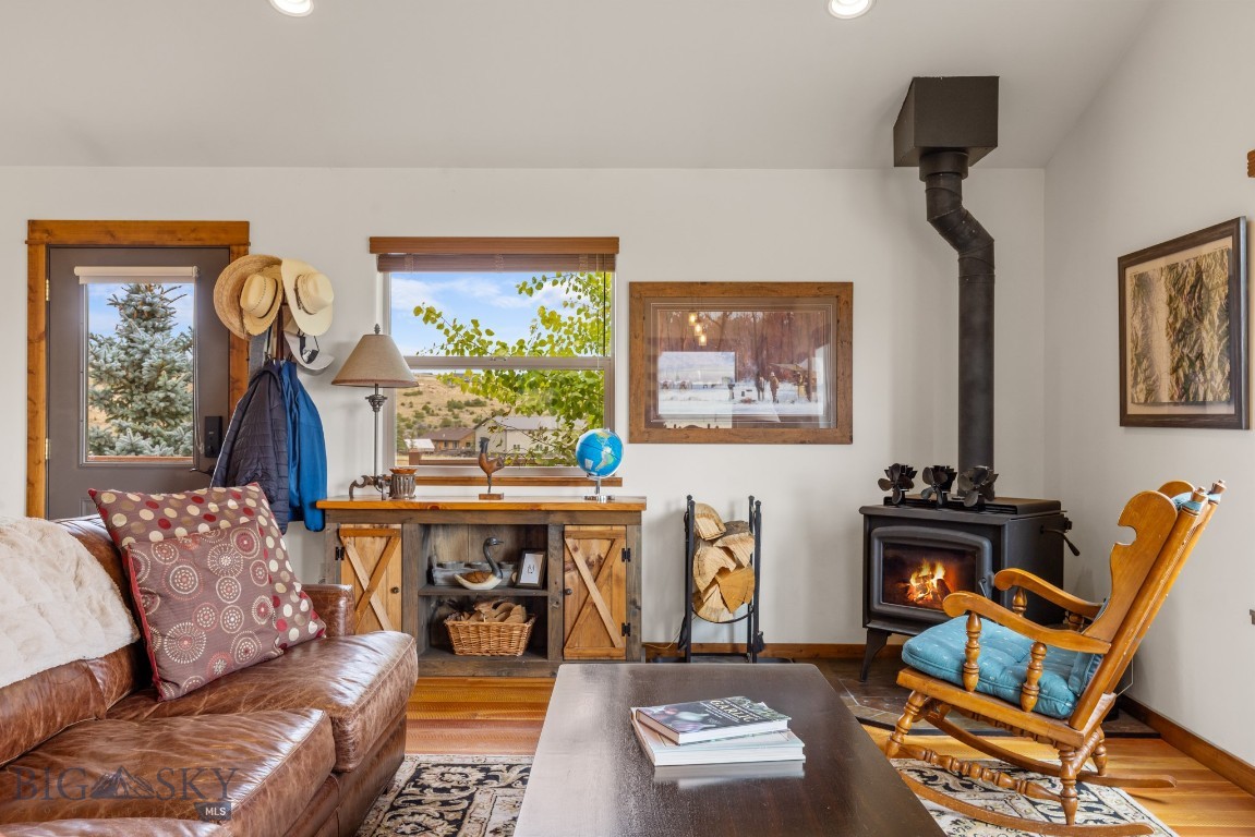 Shining Mountain Unit II - Residential