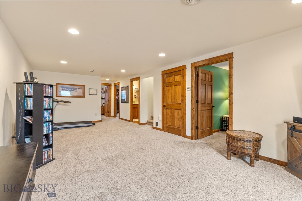 Shining Mountain Unit II - Residential