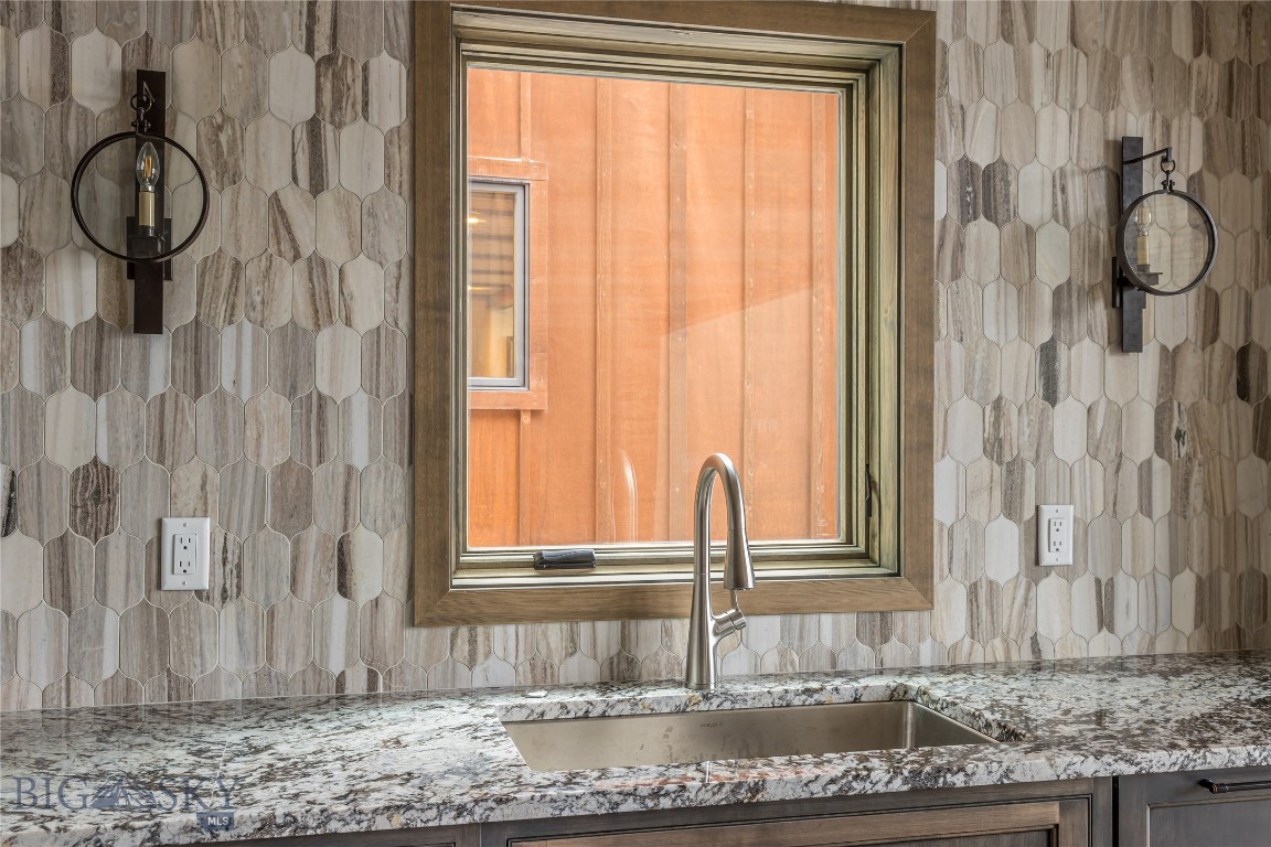 Black Eagle Lodge Condo - Residential