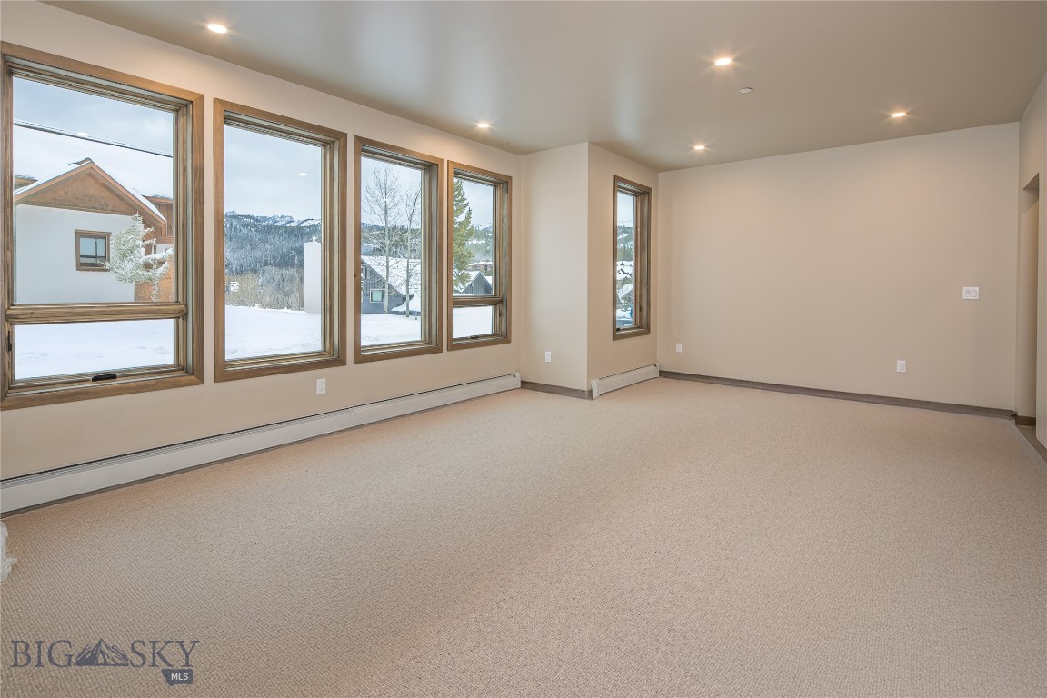 Black Eagle Lodge Condo - Residential