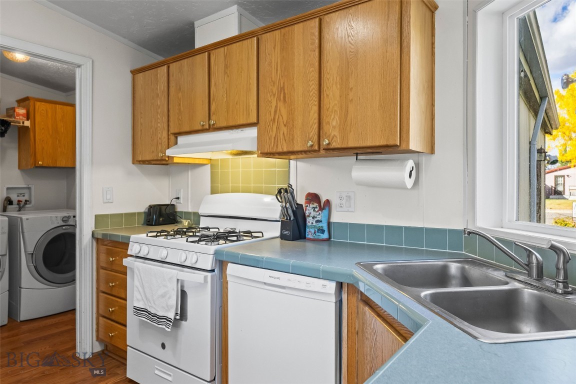 River Rock and Royal Village - Residential