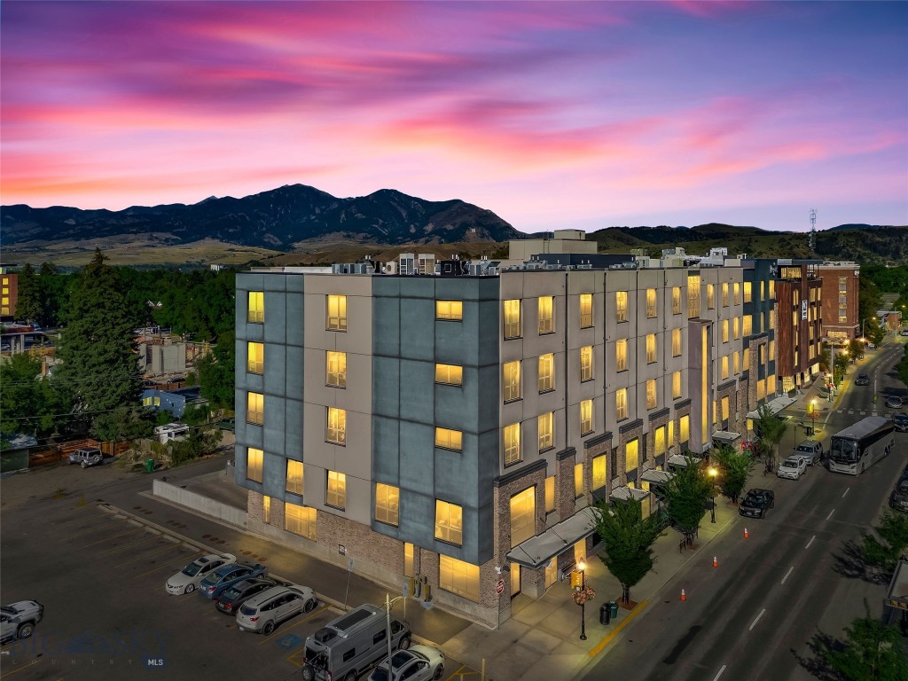 5 W Mendenhall 415