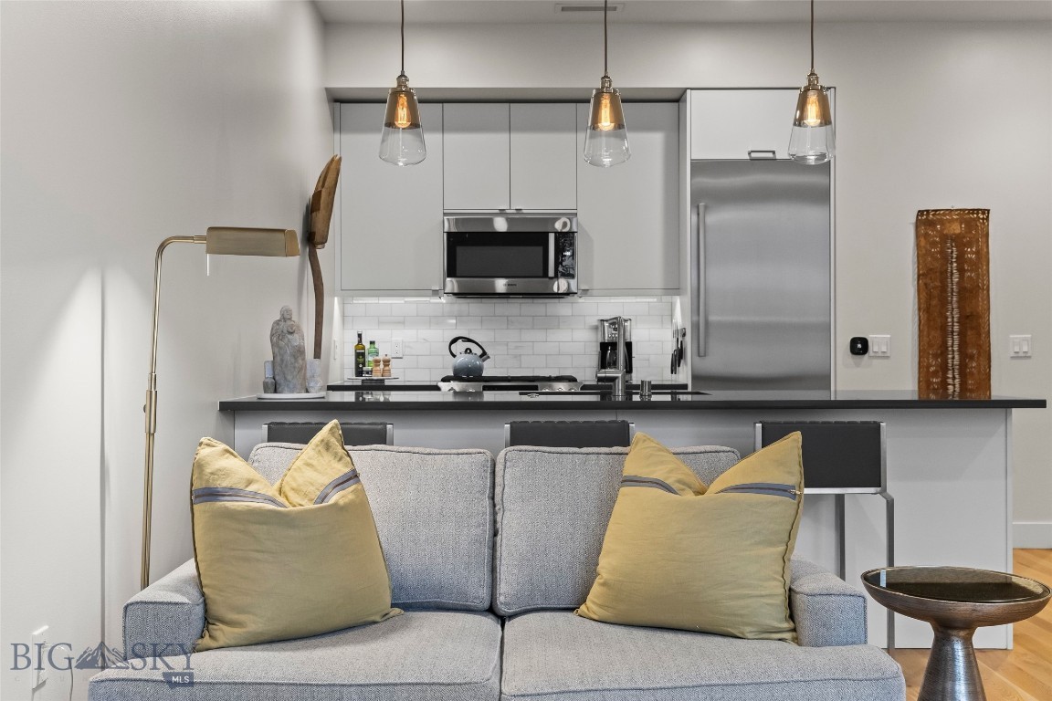 HBP Residential Condo - Residential