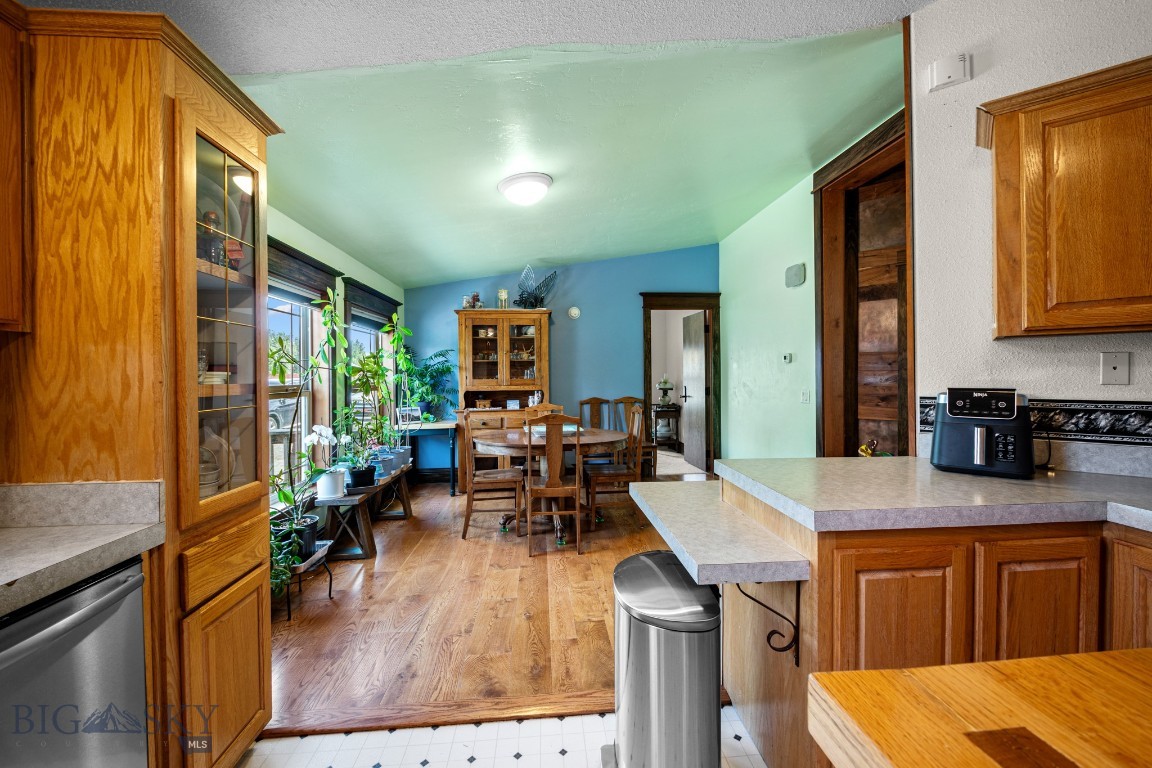 Rainbow - Residential