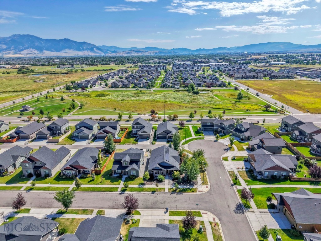 Bozeman, Montana 59718, United States, 3 Bedrooms Bedrooms, ,2 BathroomsBathrooms,Residential,Active,196075