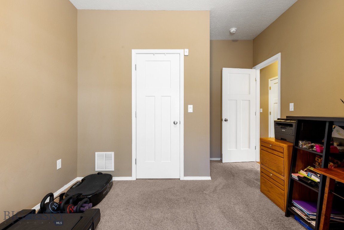 Bozeman, Montana 59718, United States, 3 Bedrooms Bedrooms, ,2 BathroomsBathrooms,Residential,Active,196075