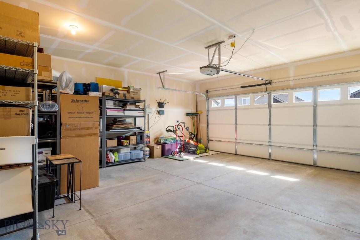 Bozeman, Montana 59718, United States, 3 Bedrooms Bedrooms, ,2 BathroomsBathrooms,Residential,Active,196075