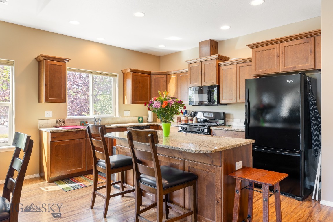 Bozeman, Montana 59718, United States, 3 Bedrooms Bedrooms, ,2 BathroomsBathrooms,Residential,Active,196075