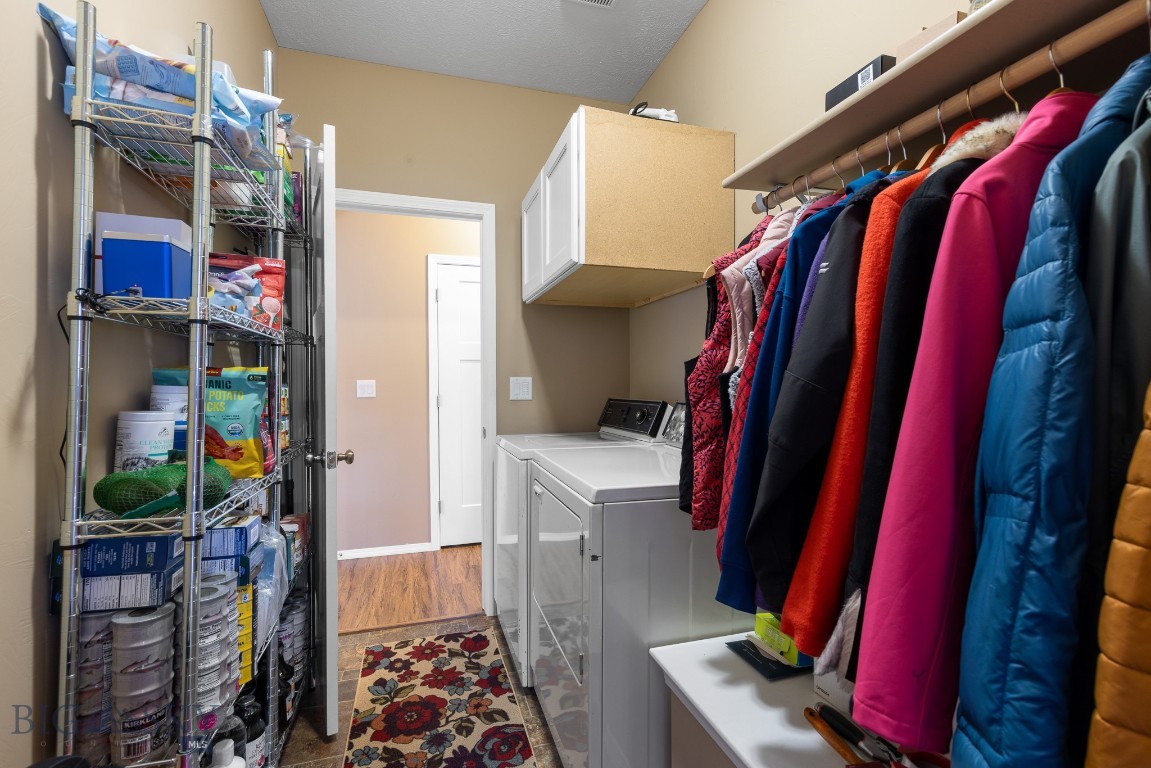 Bozeman, Montana 59718, United States, 3 Bedrooms Bedrooms, ,2 BathroomsBathrooms,Residential,Active,196075