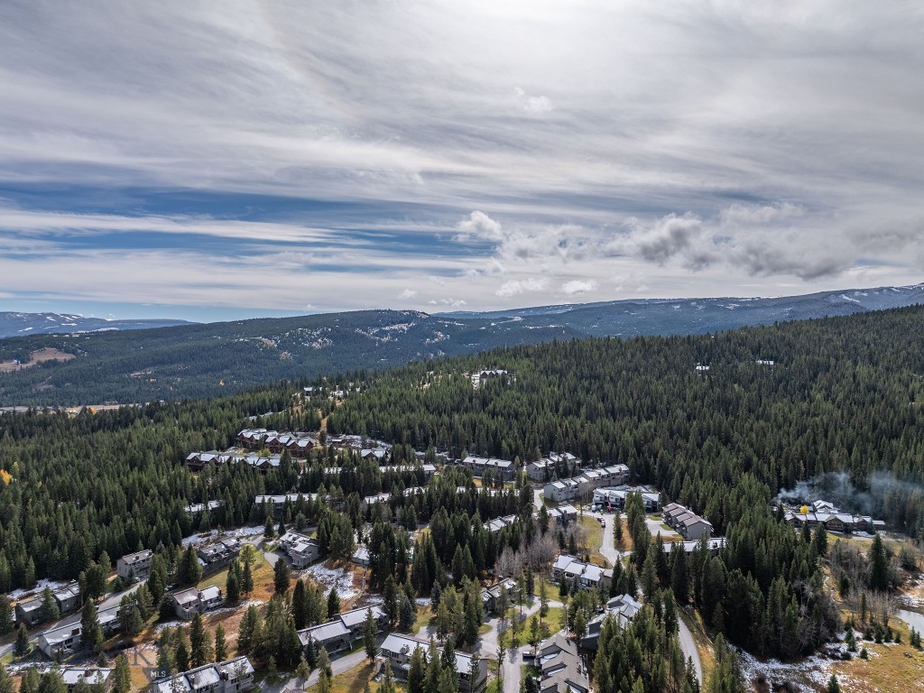 Big Sky Hidden Village Condo - Residential